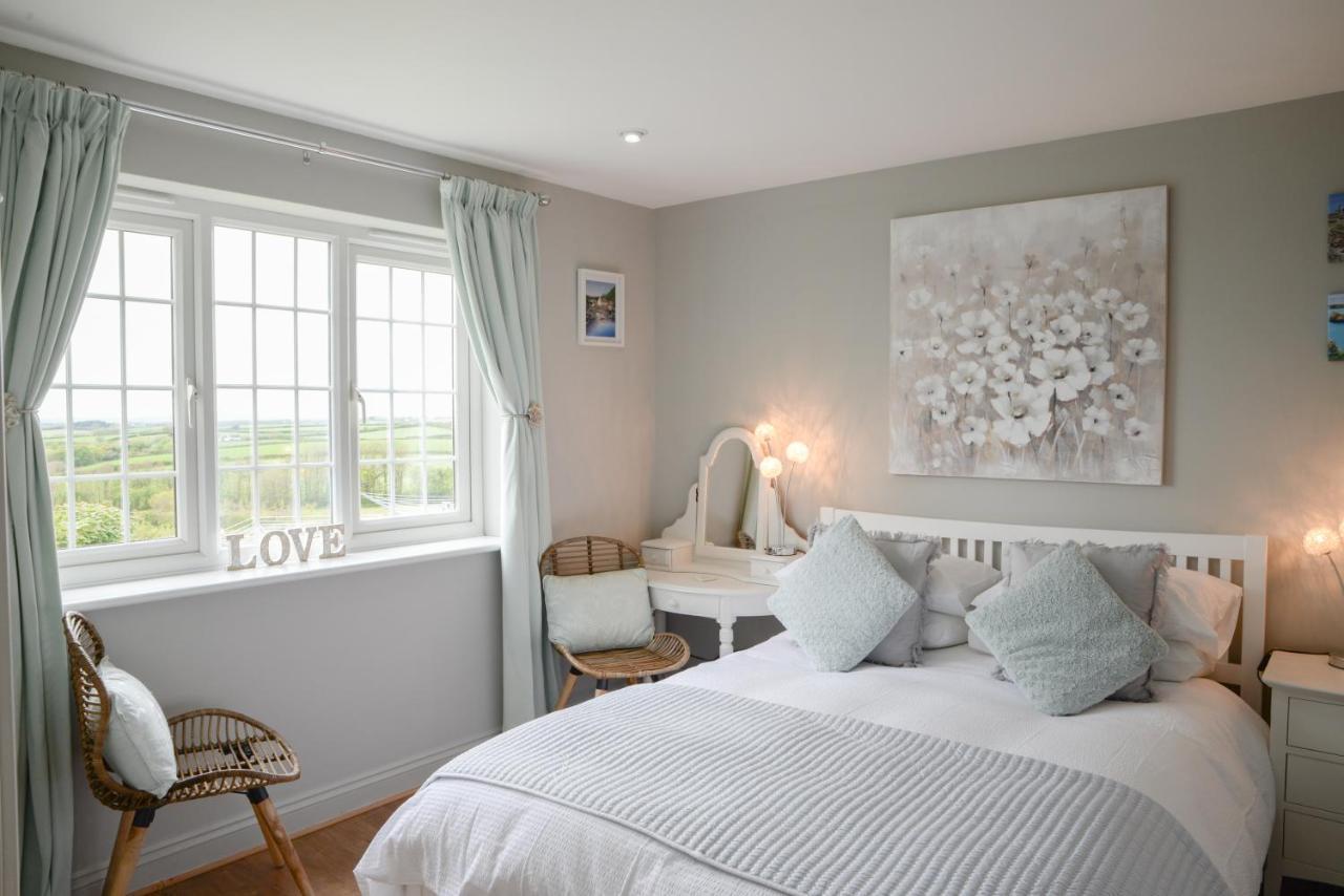 Tregaddra Farm B&B Helston Extérieur photo