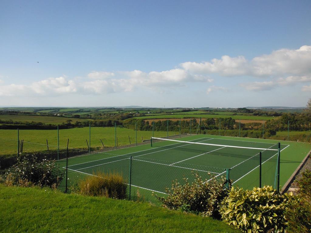 Tregaddra Farm B&B Helston Extérieur photo
