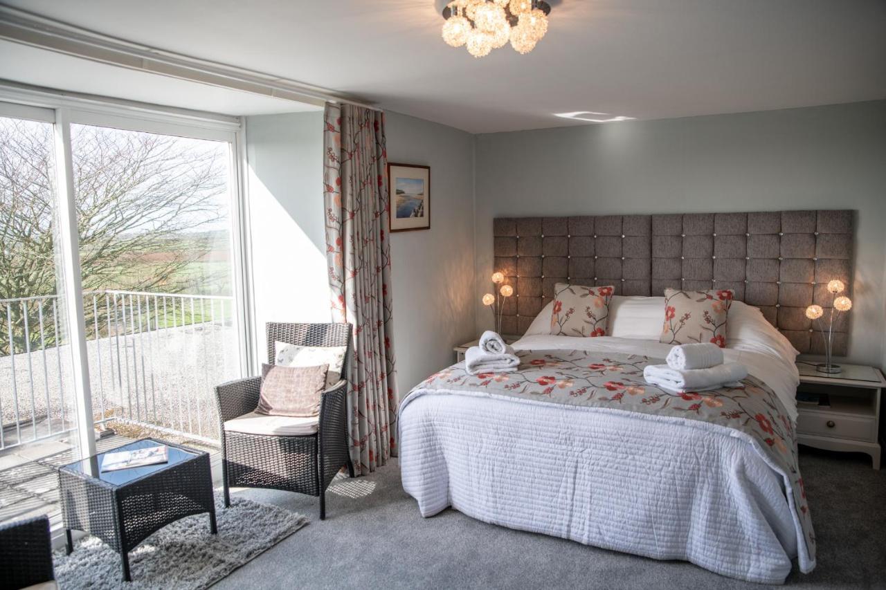 Tregaddra Farm B&B Helston Extérieur photo