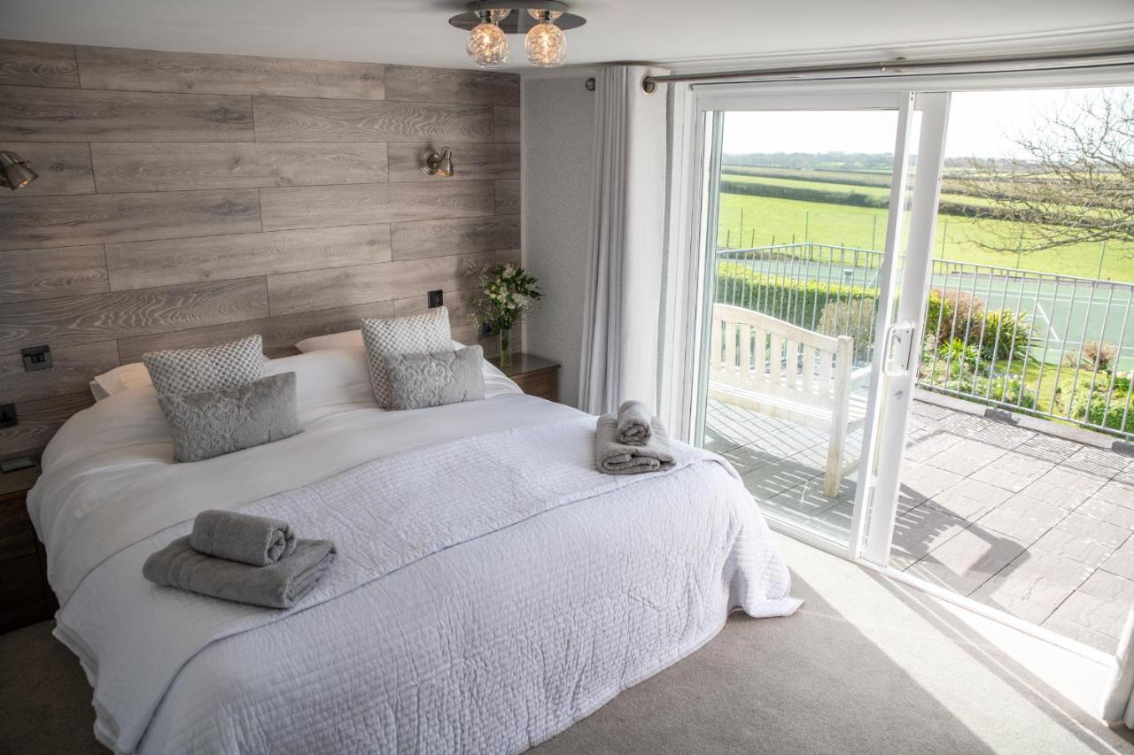 Tregaddra Farm B&B Helston Extérieur photo